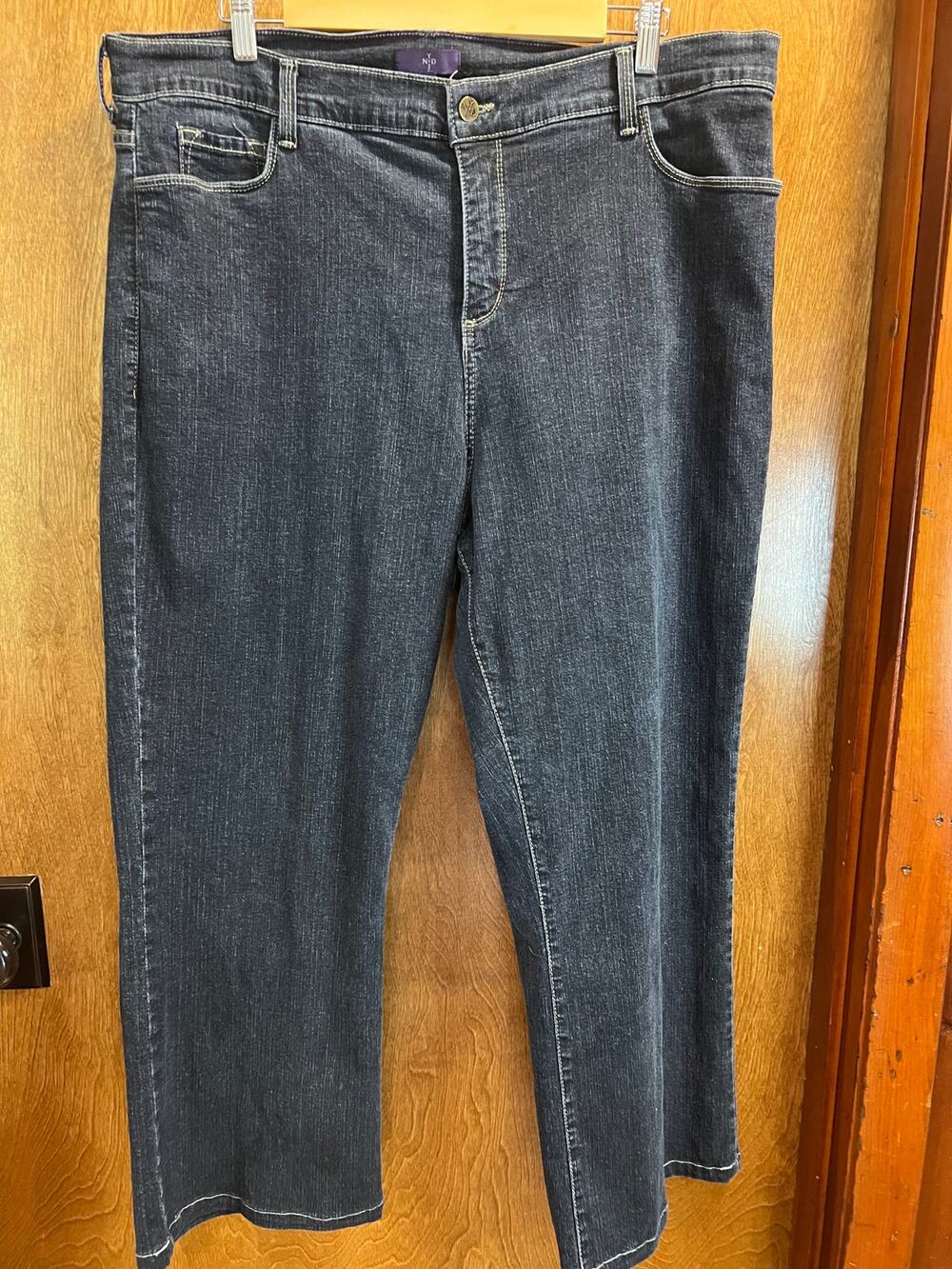 NYDJ Not Your Daughter's Jeans (Tummy Tuck) sze 20